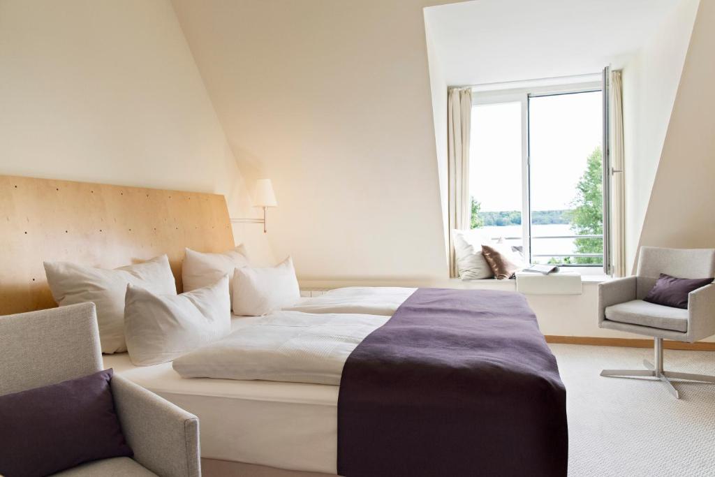 Hotel Kleines Meer Waren  Oda fotoğraf